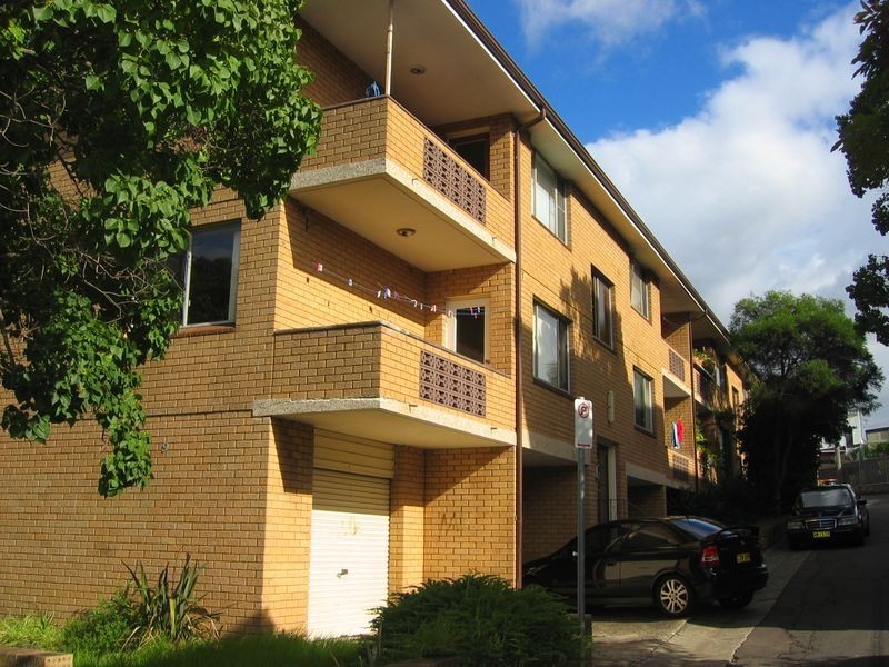 8/9 Bayley Street, Marrickville NSW 2204