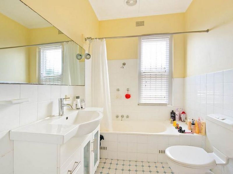 42 Station Street, Tempe NSW 2044