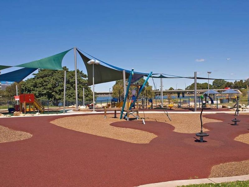 42 Station Street, Tempe NSW 2044