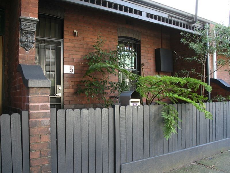 5 Goodsell Street, St Peters NSW 2044