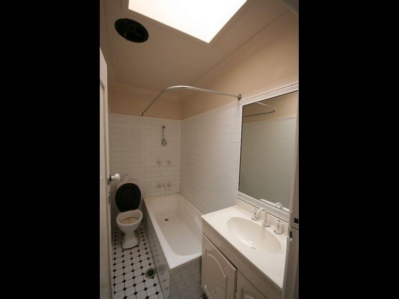 25 Charles Street, Enmore NSW 2042