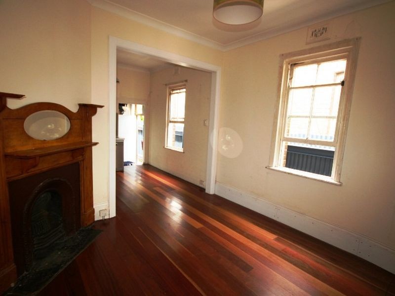 13 Goodsell Street, St Peters NSW 2044