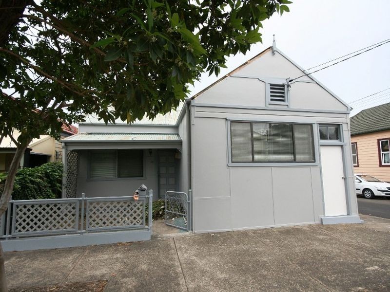 23 Lymerston Street, Tempe NSW 2044