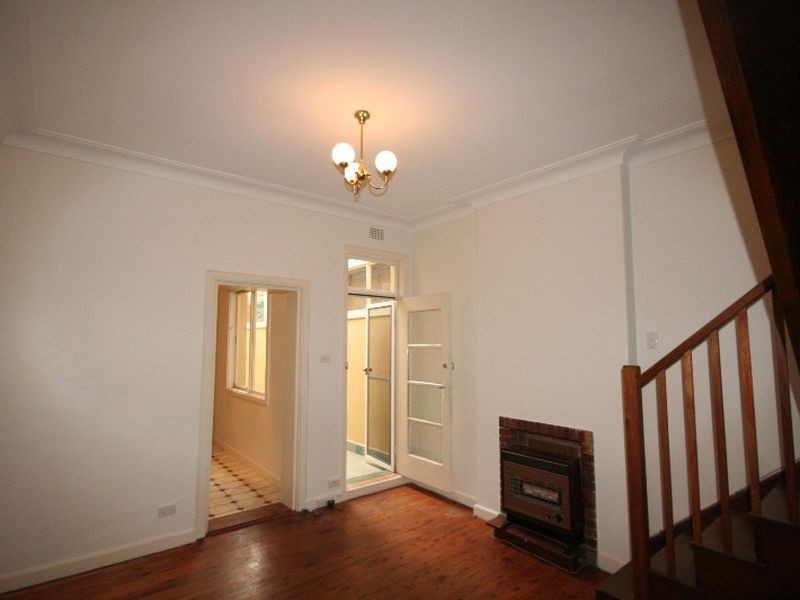 20 Yaralla Street, Newtown NSW 2042