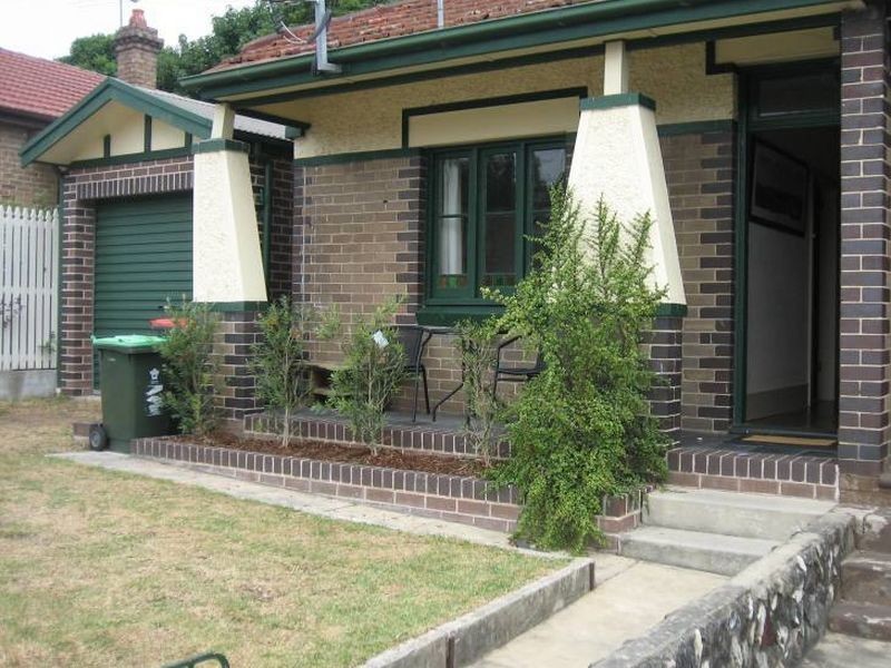 6 Green Street, Tempe NSW 2044