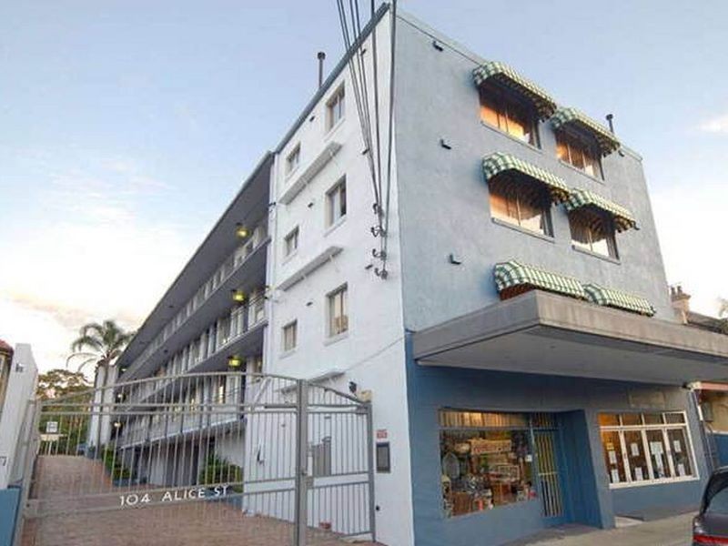 2/104 Alice Street, Newtown NSW 2042