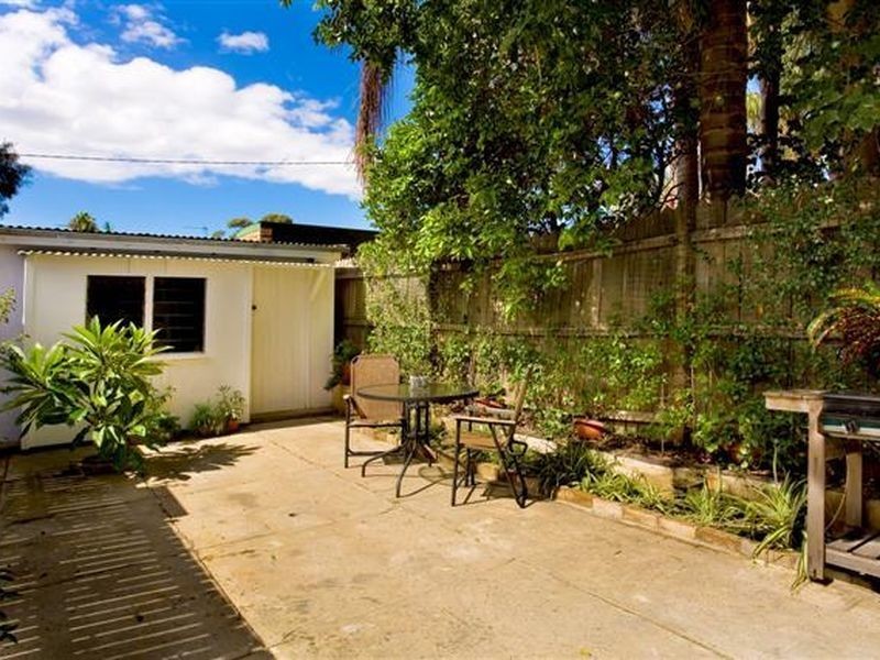 130 Rochford Street, Erskineville NSW 2043