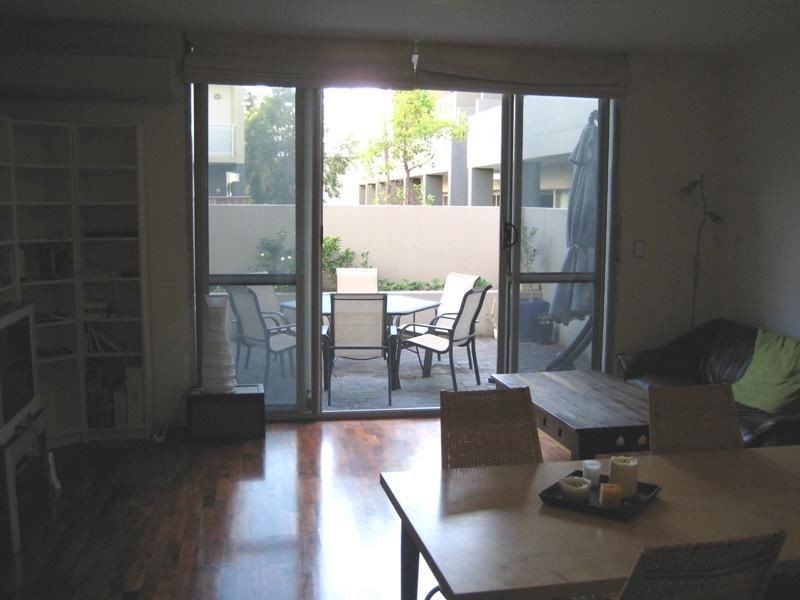 1/4 Gillespie Avenue, Alexandria NSW 2015