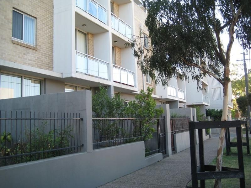 1/4 Gillespie Avenue, Alexandria NSW 2015