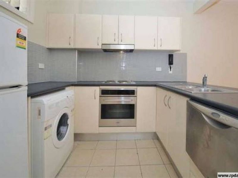 17/33 Wells Street, Redfern NSW 2016