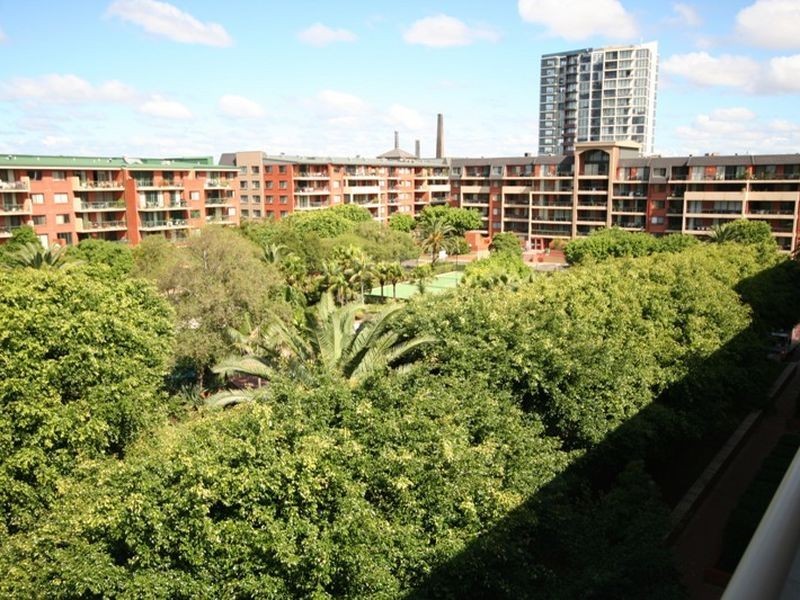 18609/177 Mitchell Road, Erskineville NSW 2043