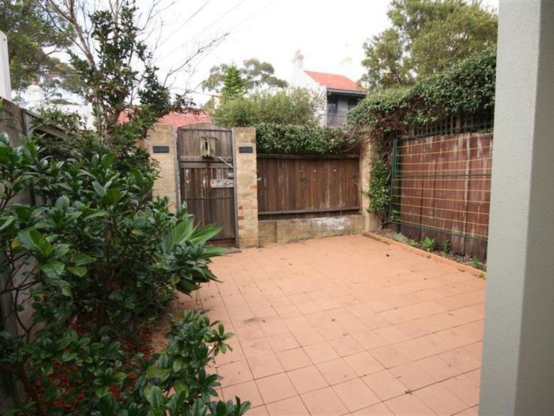 6 Charles Street, Enmore NSW 2042