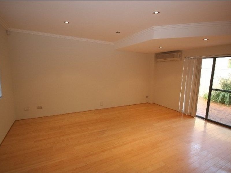 4/1 Jubilee Street, Lewisham NSW 2049