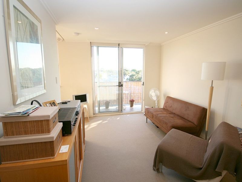 402/144 Mallett Street, Camperdown NSW 2050
