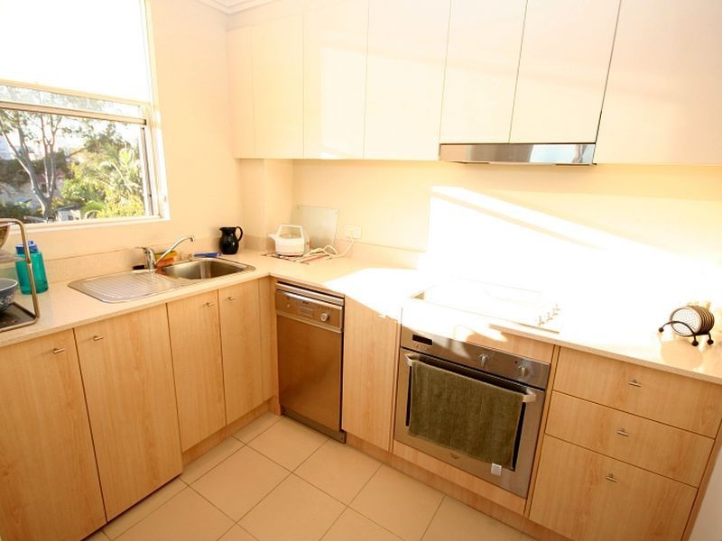402/144 Mallett Street, Camperdown NSW 2050