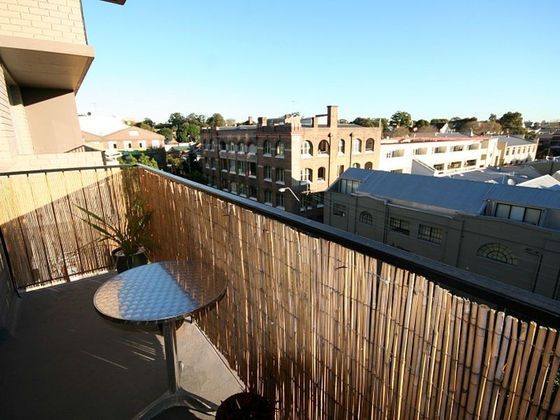 402/144 Mallett Street, Camperdown NSW 2050