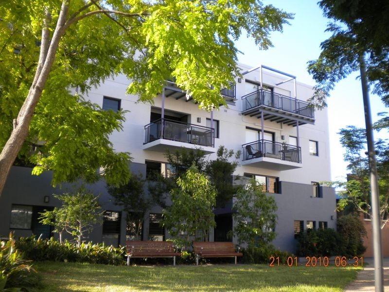 2/1B Whateley Street, Newtown NSW 2042