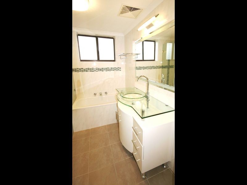 8/264 New Canterbury Road, Lewisham NSW 2049