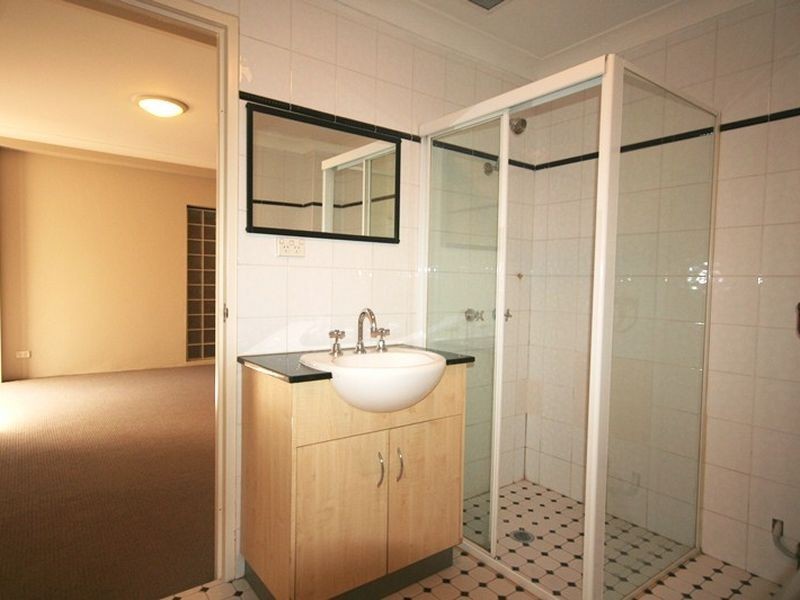 3/21-25 Kingston Road, Camperdown NSW 2050