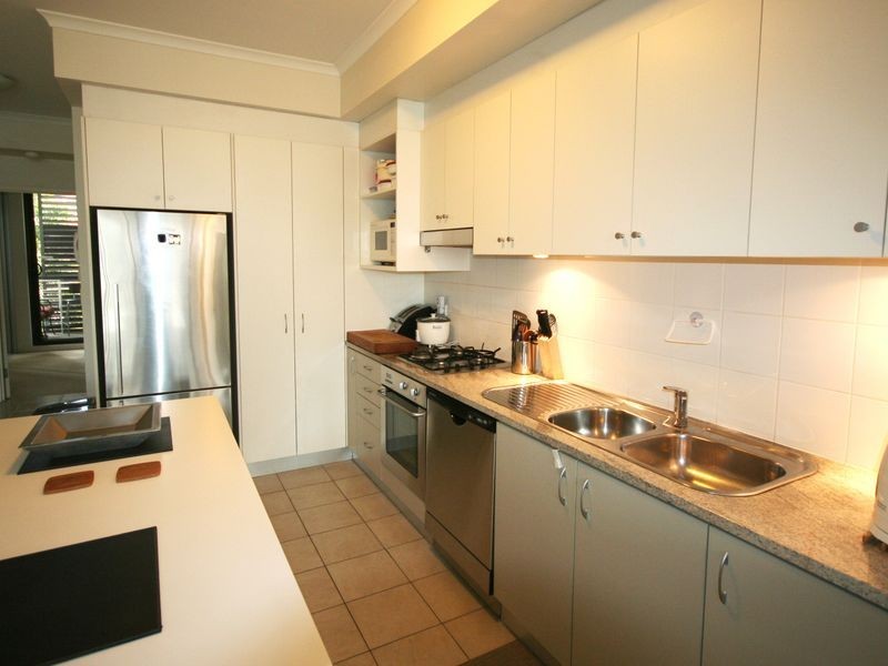 W433/221 Sydney Park Road, Erskineville NSW 2043