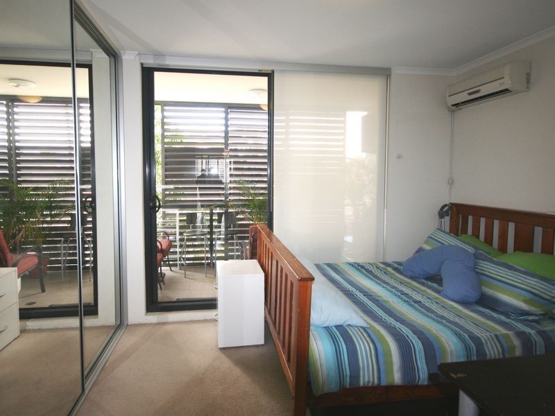 W433/221 Sydney Park Road, Erskineville NSW 2043