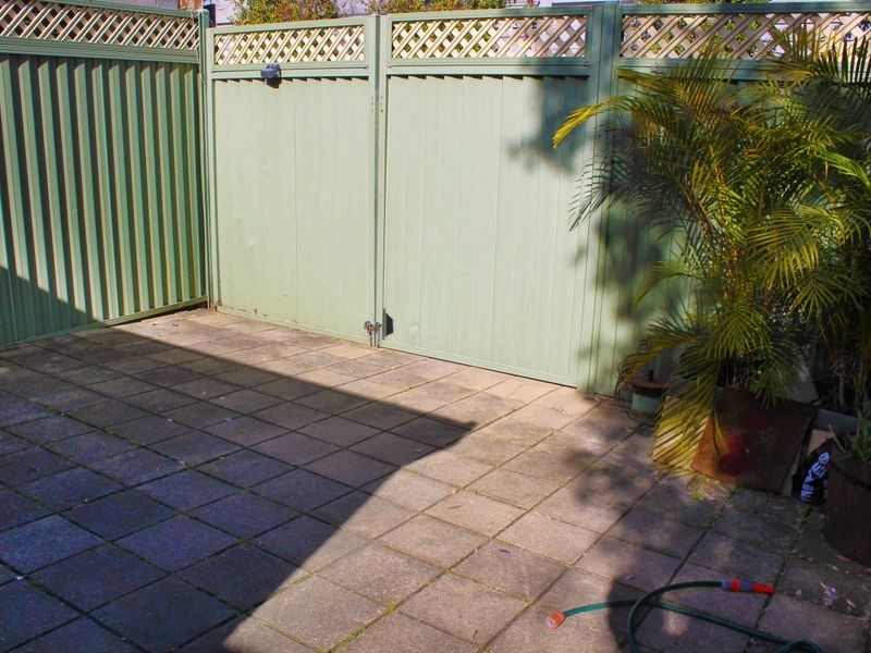 1 Leamington Avenue, Newtown NSW 2042