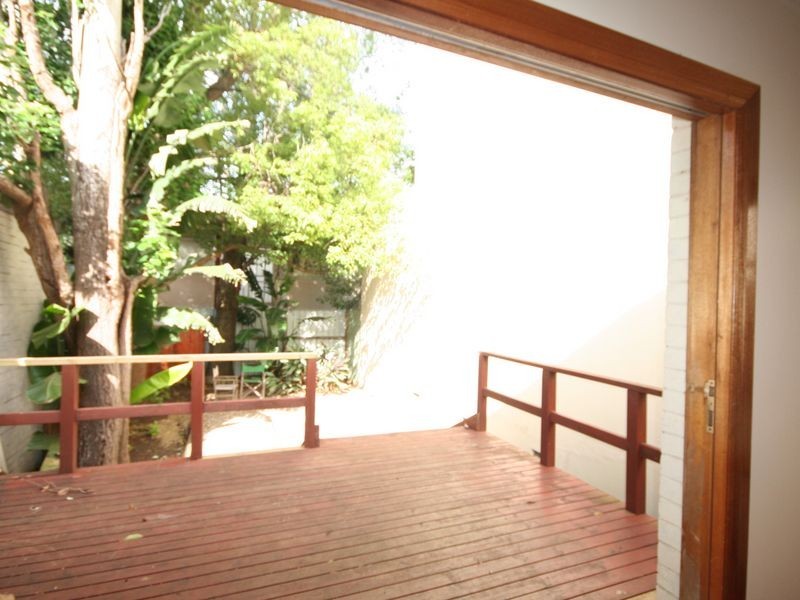 9 College Street, Newtown NSW 2042