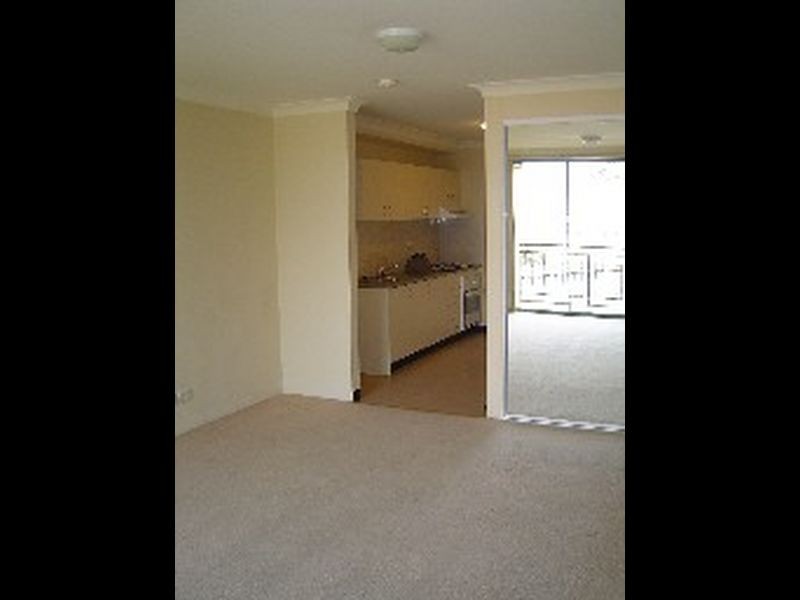 18/1 Linthorpe Street, Newtown NSW 2042