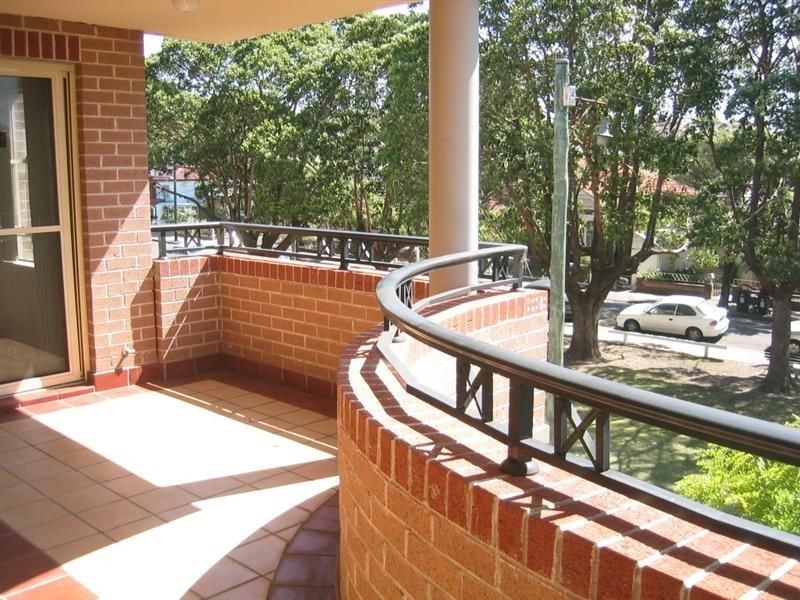 96/18 Cecilia Street, Marrickville NSW 2204