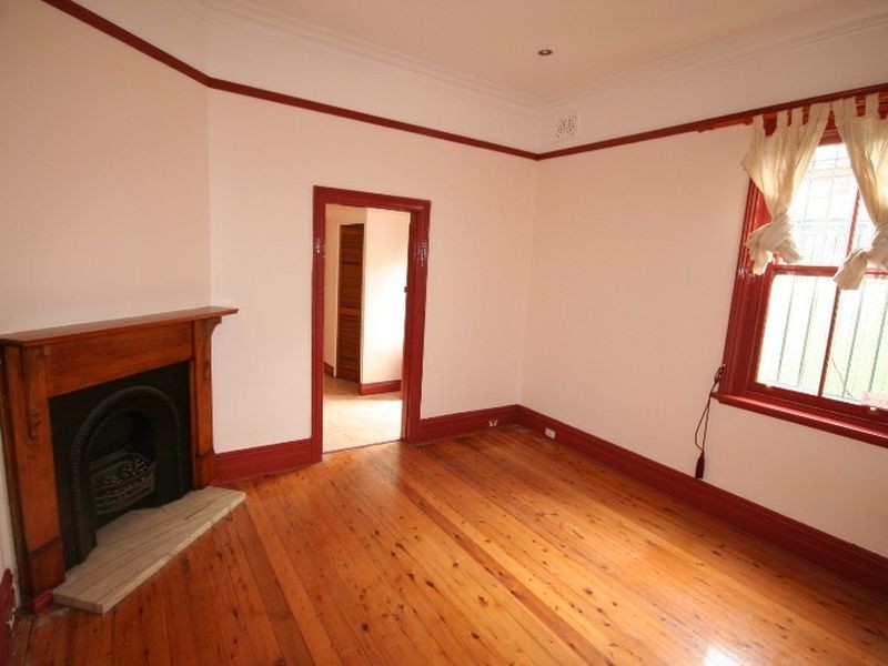 132 Lord Street, Newtown NSW 2042