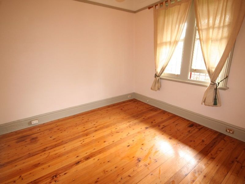 132 Lord Street, Newtown NSW 2042