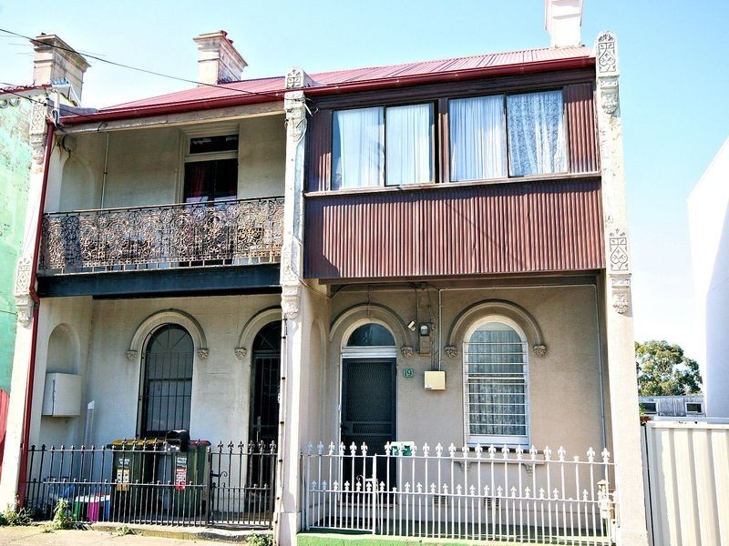 21 Campbell Street, St Peters NSW 2044
