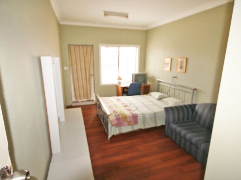 262 New Canterbury Road, Lewisham NSW 2049