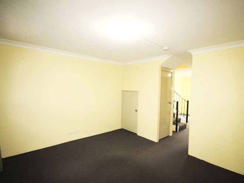 3/31A Devine Street, Newtown NSW 2042
