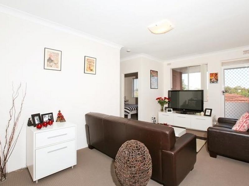 12/13 Bayley Street, Marrickville NSW 2204