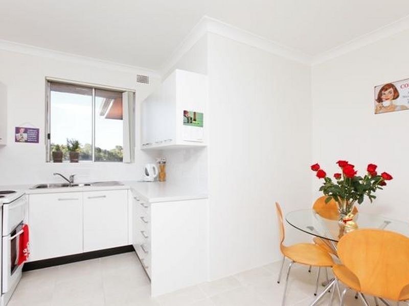 12/13 Bayley Street, Marrickville NSW 2204