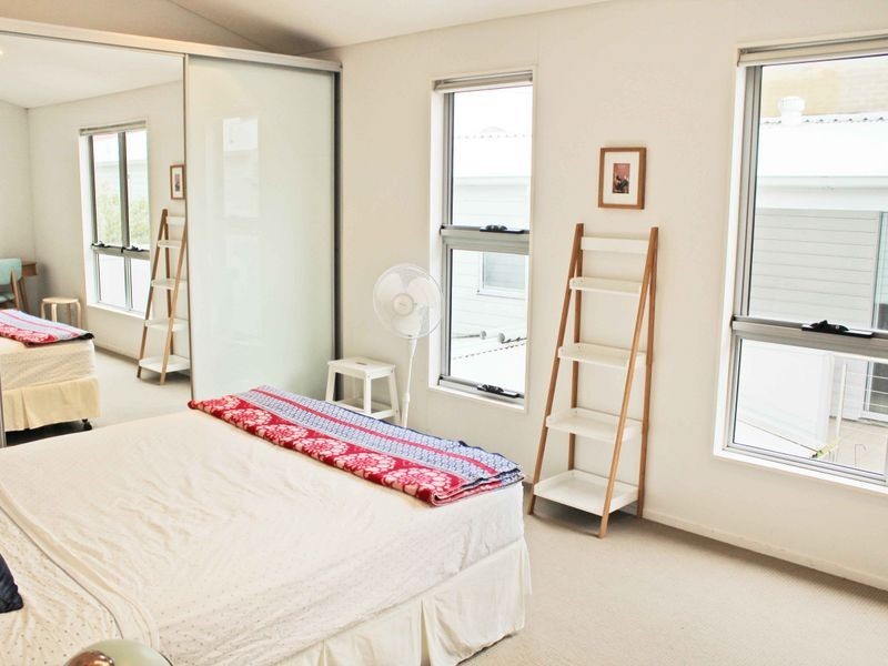 2/1 Cowper Street, Marrickville NSW 2204