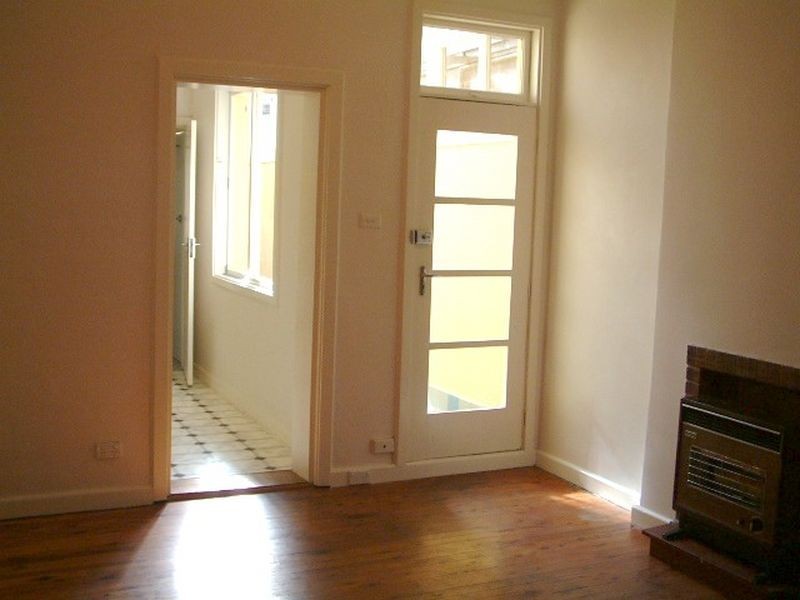 20 Yaralla Street, Newtown NSW 2042