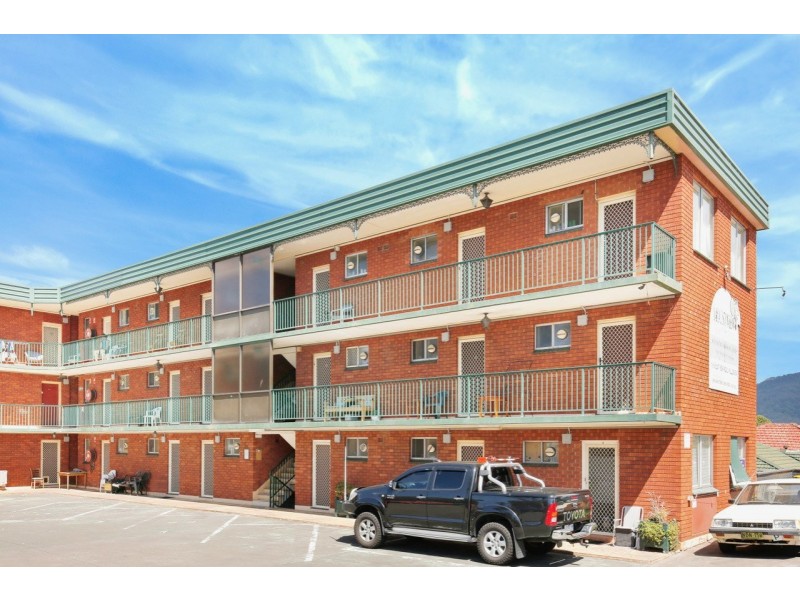 18/1-5 Mt Keira Road, West Wollongong NSW 2500