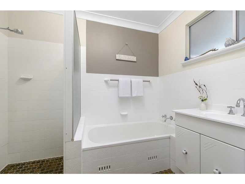 5/5 Kelvin Road, Coniston NSW 2500