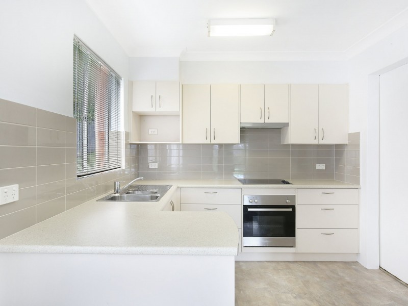 7 Gorrell Crescent, Mangerton NSW 2500