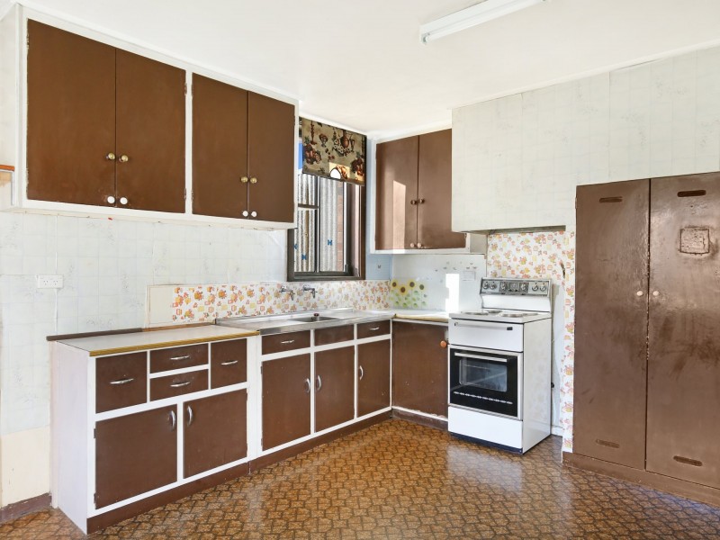 23 Thornbury Ave, Unanderra NSW 2526