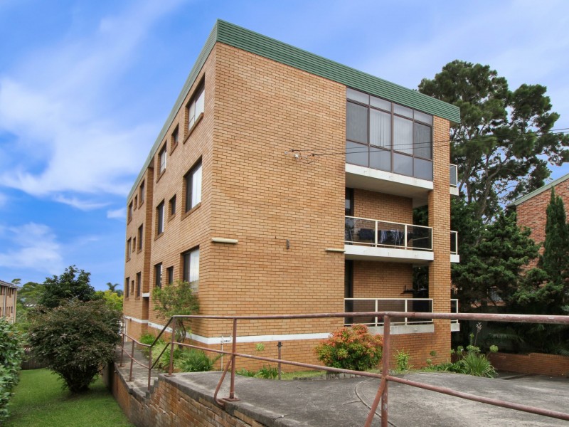 15/2-4 Wiseman Avenue, Wollongong NSW 2500