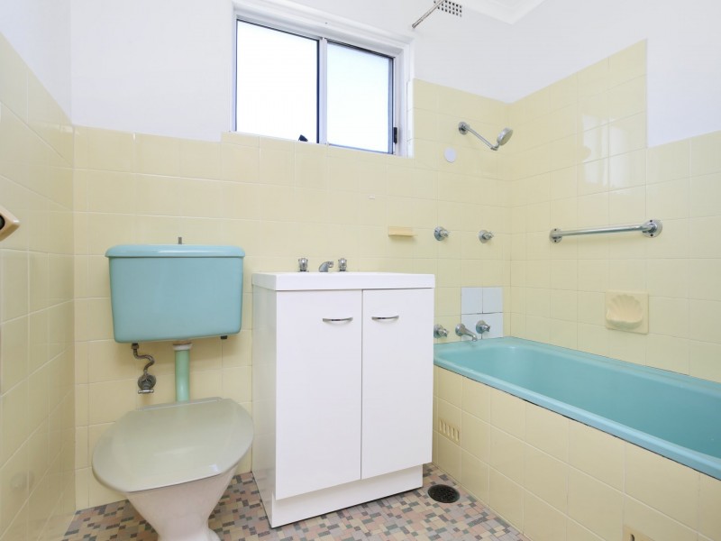 8/13 George Street, Wollongong NSW 2500