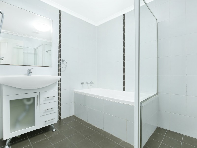 10/5-7 Princes Highway, Figtree NSW 2525