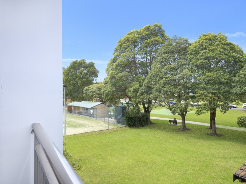 10/5-7 Princes Highway, Figtree NSW 2525
