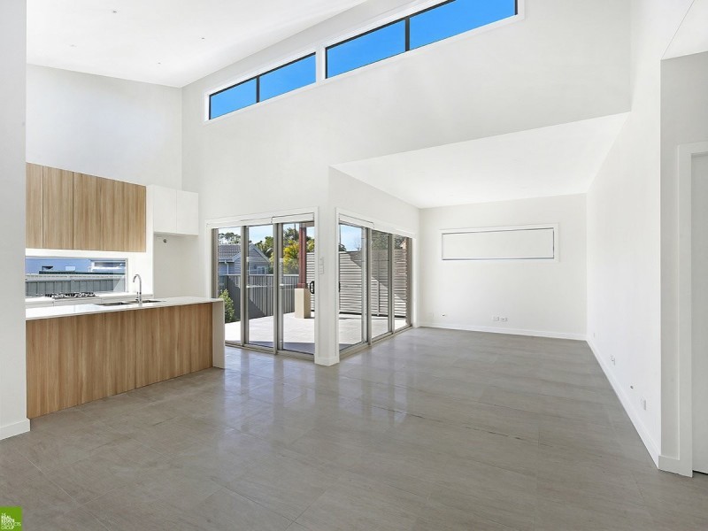 76a Ellengowan Crescent, Fairy Meadow NSW 2519