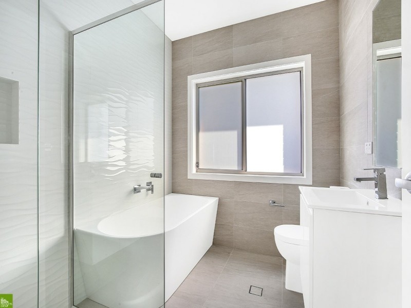 76a Ellengowan Crescent, Fairy Meadow NSW 2519