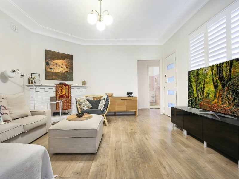 129 Towradgi Road, Towradgi NSW 2518