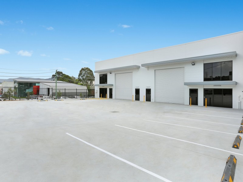 Unit 2/26 Industrial Road, Unanderra NSW 2526